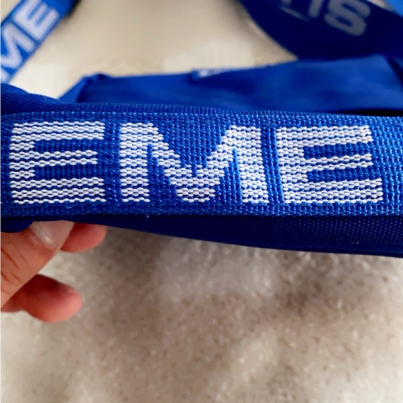 Supreme bag 100% authentic - Picture 3 of 5